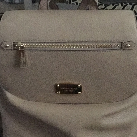 ‼️SOLD‼️ MK backpack 🎒 - Picture 4 of 8